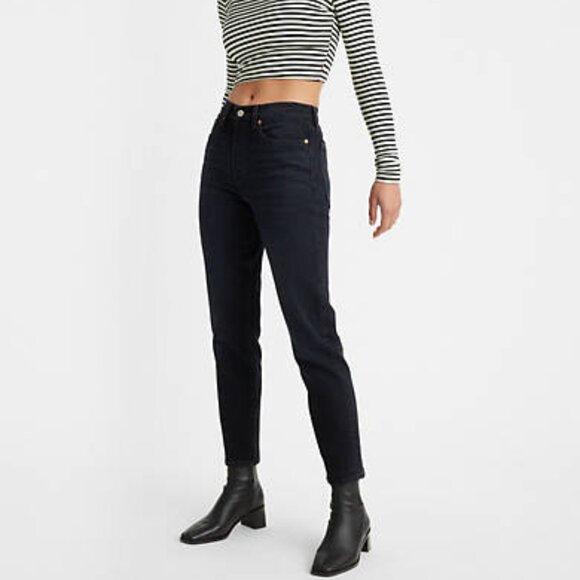 Levi’s Premium Wedgie Icon Fit in Wild Bunch Black - Picture 1 of 7